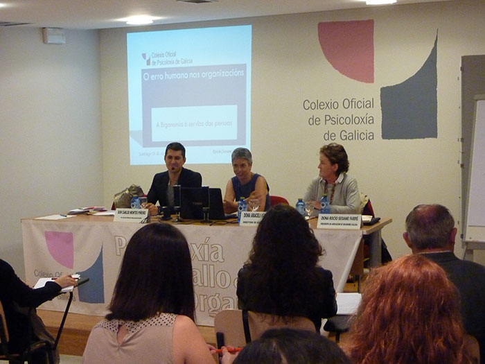 De esquerda a dereita: Carlos Montes, Araceli Iglesias e Rocío Seoane